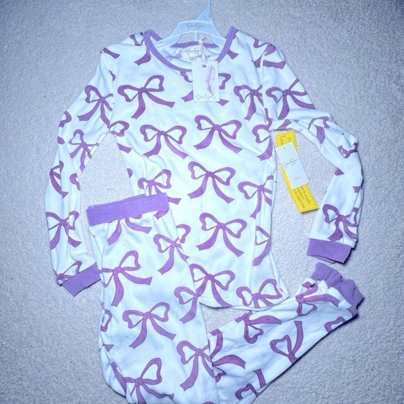 Jessica Simpson Velour Soft Purple and White Pajama Set - Picture 1 of 2